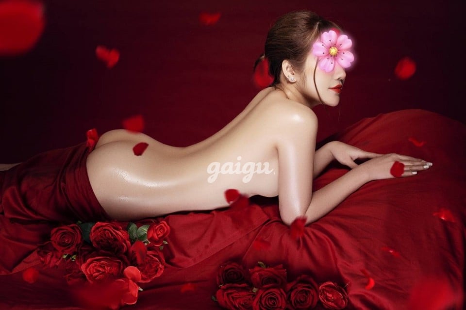 Quỳnh Chi - Em Teen - Xinh Sang Nuột Nà Gặp Là Yêu 第4张