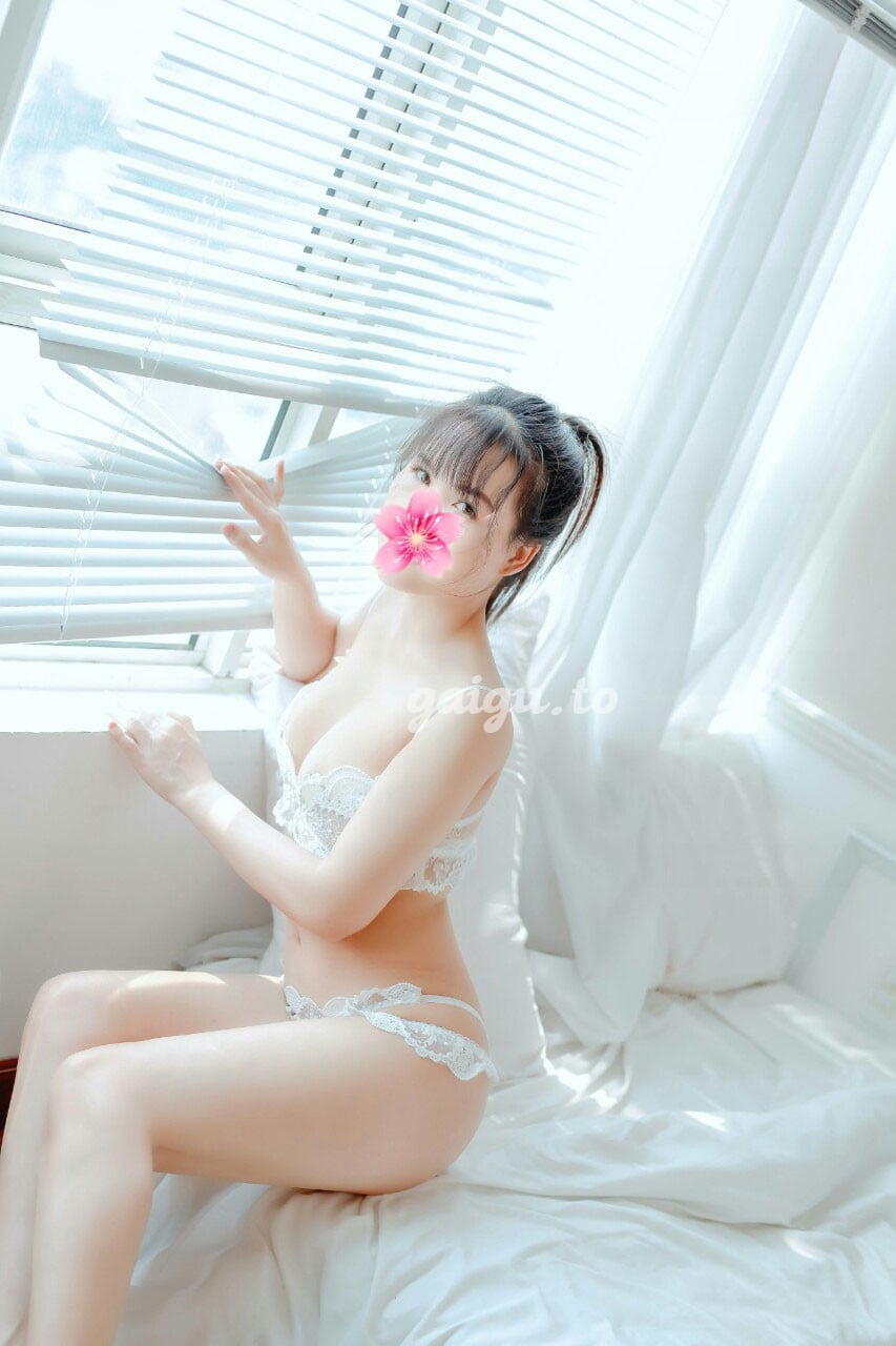 HOÀI AN - EO THON MÔNG TO - CHIỀU CHUỘNG NHƯ NGƯỜI YÊU 第2张