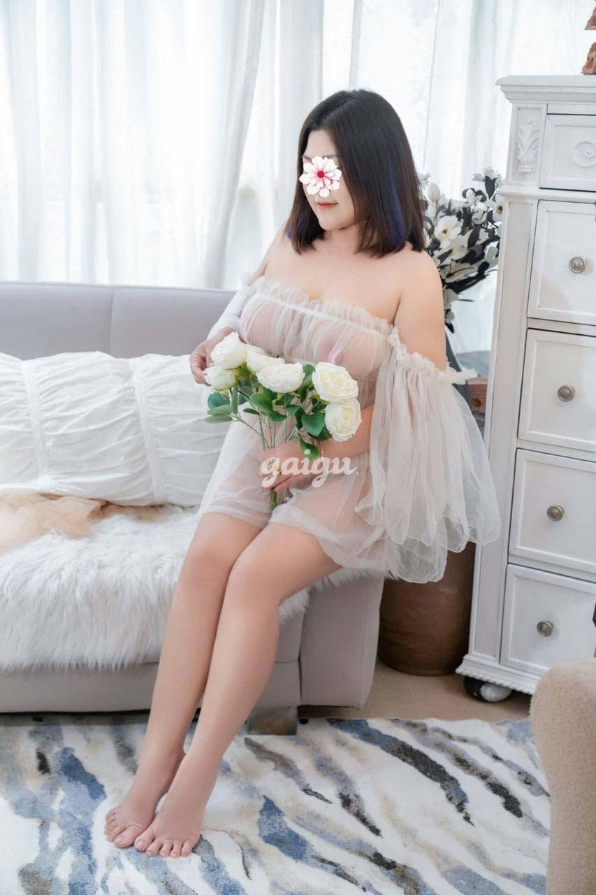 Kim Liên - Đẳng Cấp Hàng Xôi Thịt Đẳng Cấp Dâm