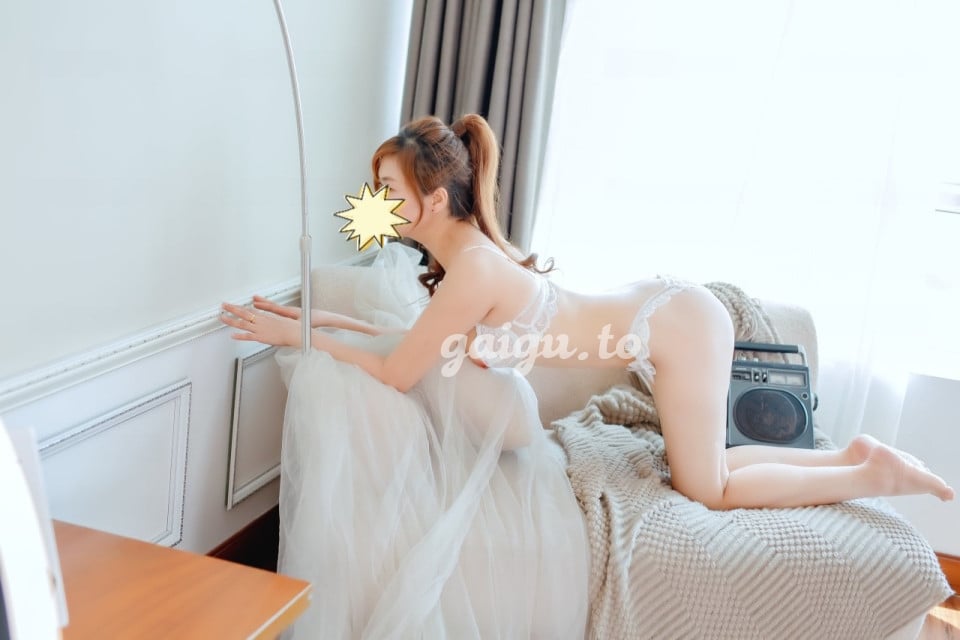 Kim Yến❤Xinh SEXY Nóng Bỏng❤Ngực To Dáng Đẹp❤Cuồng Nhiệt, Chiều Khách, Body Siêu Mẫu❤ 第3张