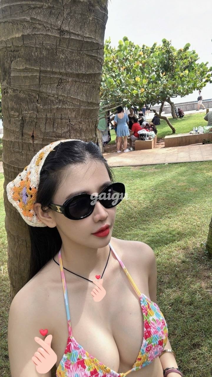 Thu Thủy Em Xinh Như Hoa
