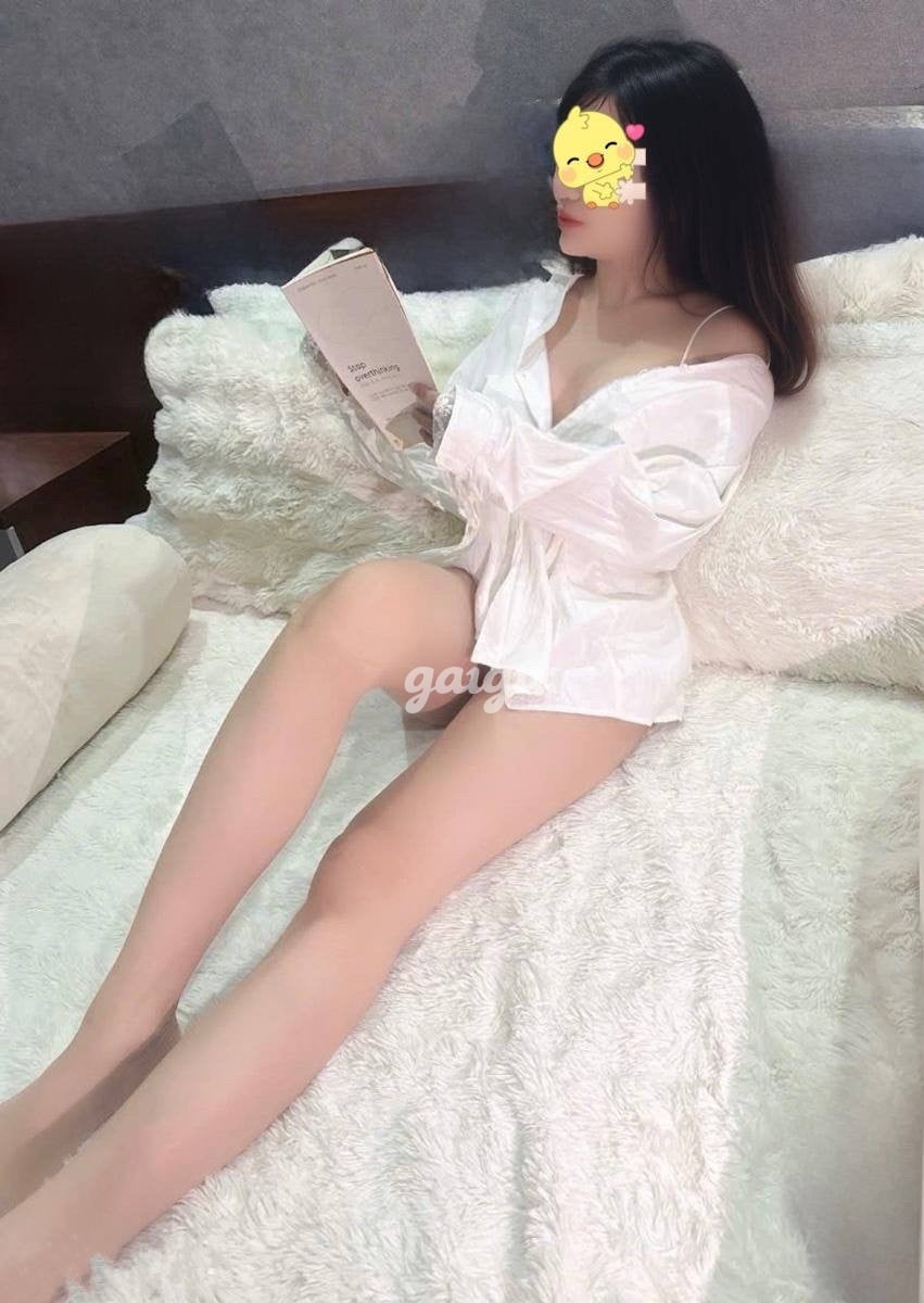 Khánh Linh Hot Girl 1m65  Gặp Là Ghiền. 第7张