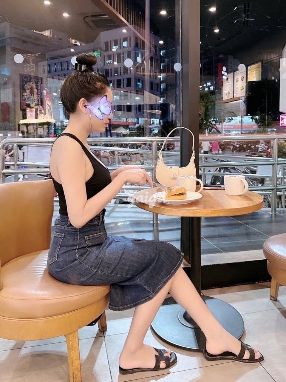 Khánh Linh Hot Girl 1m65  Gặp Là Ghiền. 第8张