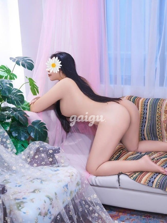 HUYỀN MY - Sexy Thần Dâm Chiều Khách Tê Tái