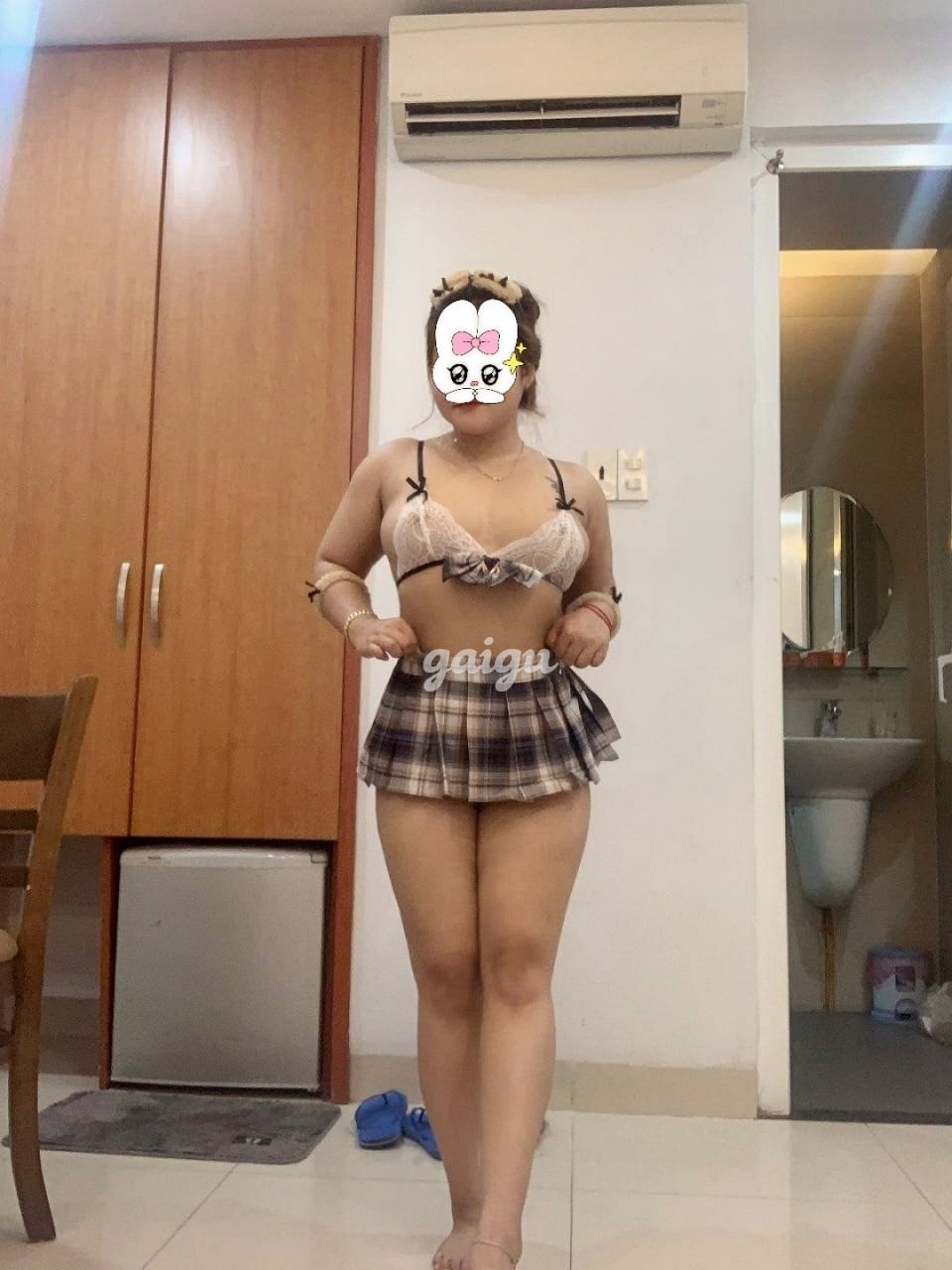 Hot⭐ Hà Linh 2k3 Vú Bự Teen Tươi Mộng Nước LOLI BABY 第2张