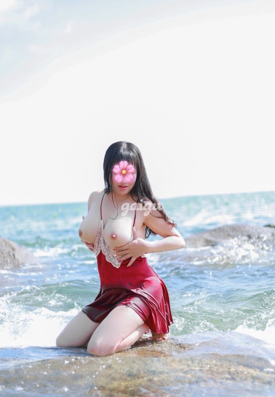 NHÃ TUYẾT - VÚ TO DÂM ĐẢNG , LÀM TÌNH CỰC ĐỈNH. 第4张