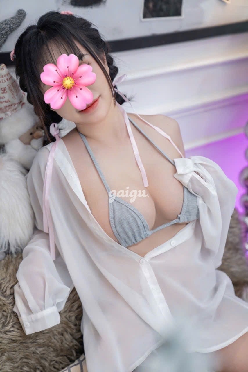 BÉ THANH VÂN SIÊU PHẨM DỄ THƯƠNG CUTE TÌNH CẢM MỚI VÀO NGHỀ ĐI LÀM 第5张