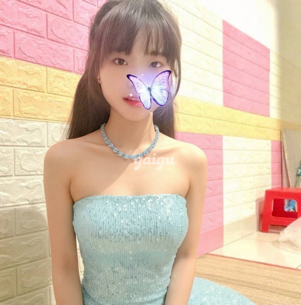 Anh Thư- Cô Tiểu Thư Dâm đảng! 第3张