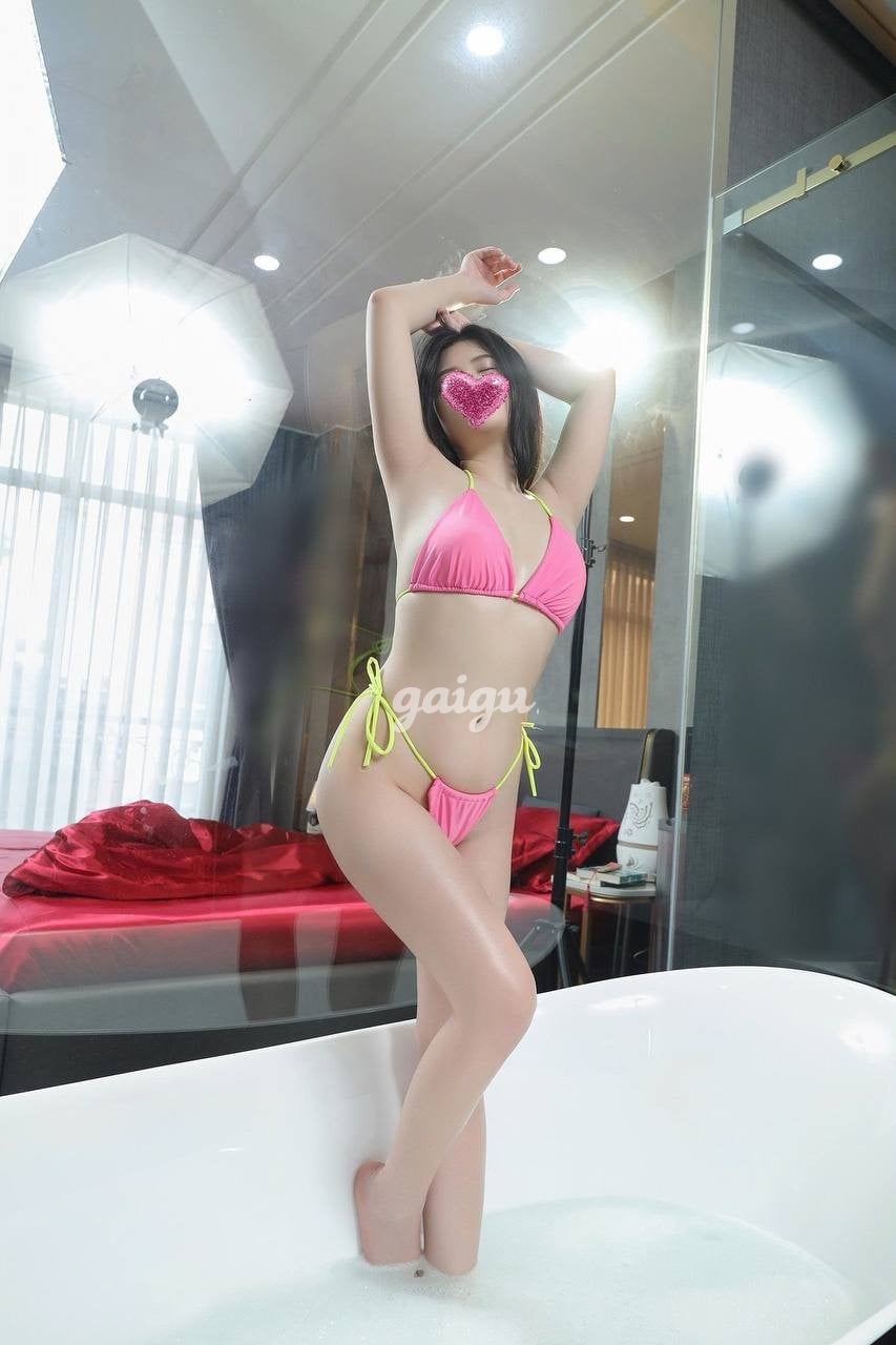 ÁNH NGỌC-BÉ 2K5 GÁI QUÊ CHÍNH HIỆU. 第4张