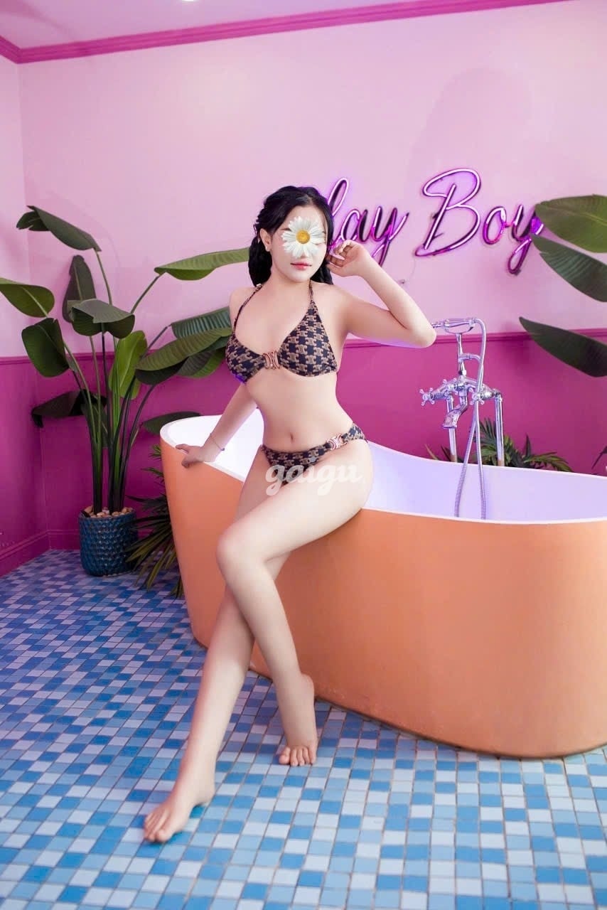 BÉ MÂY❤️ Siêu Dâm, Phục Vụ Nhiệt Tình Và Rất Chiều Chuộng