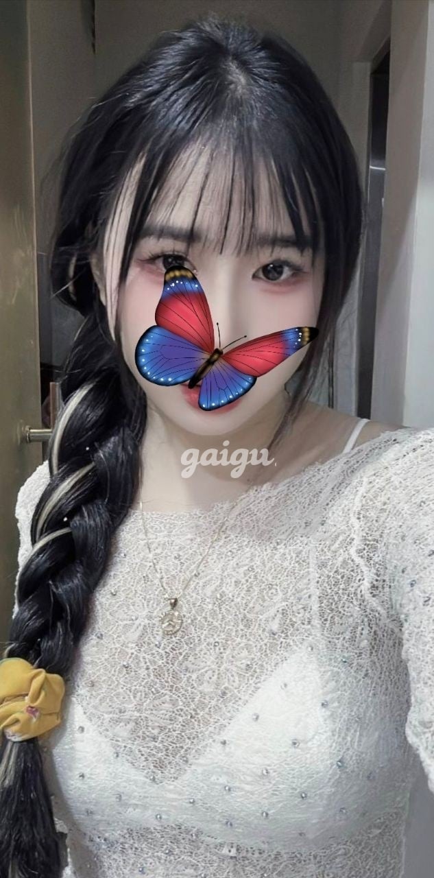 Kim Ngân - Body Chuẩn Mẫu,Vú To Hàng Thật,Sexy,Gợi Cảm