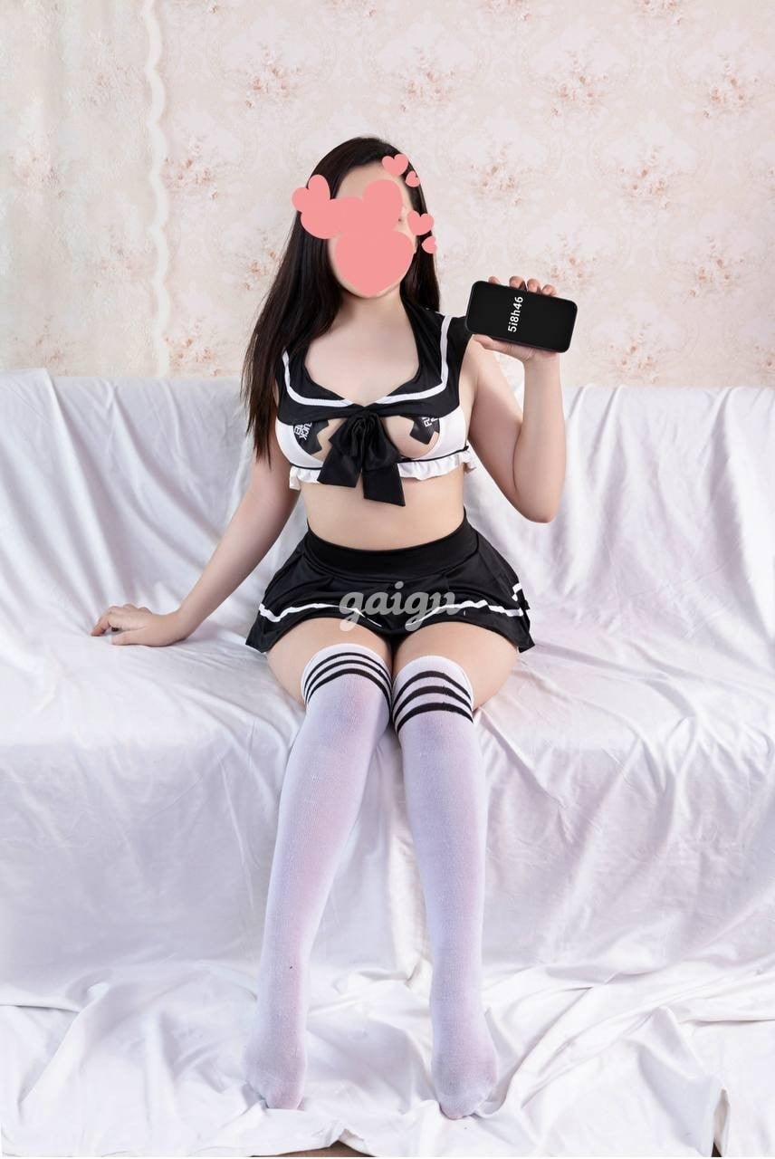 Hân Hân 2k6  Làm Thêm Ngoài Giờ. Hình Chân Thật 100%