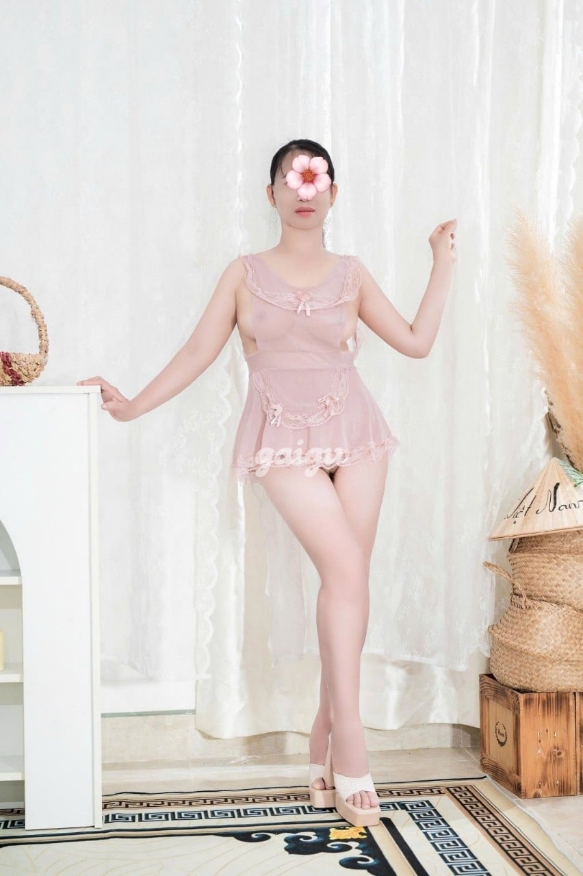 NEW-Bích Phương-vú đẹp Dáng Ngon Chiều Khách 第4张
