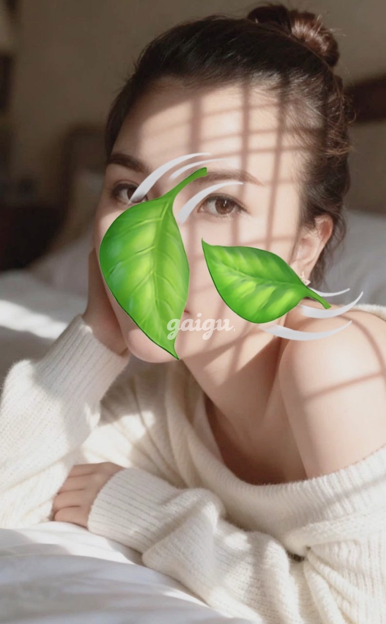 Quỳnh Anh.  2k Gái Quê Mặt Xinh Da Trắng Dáng Chuẫn, Gặp Là Ghiền