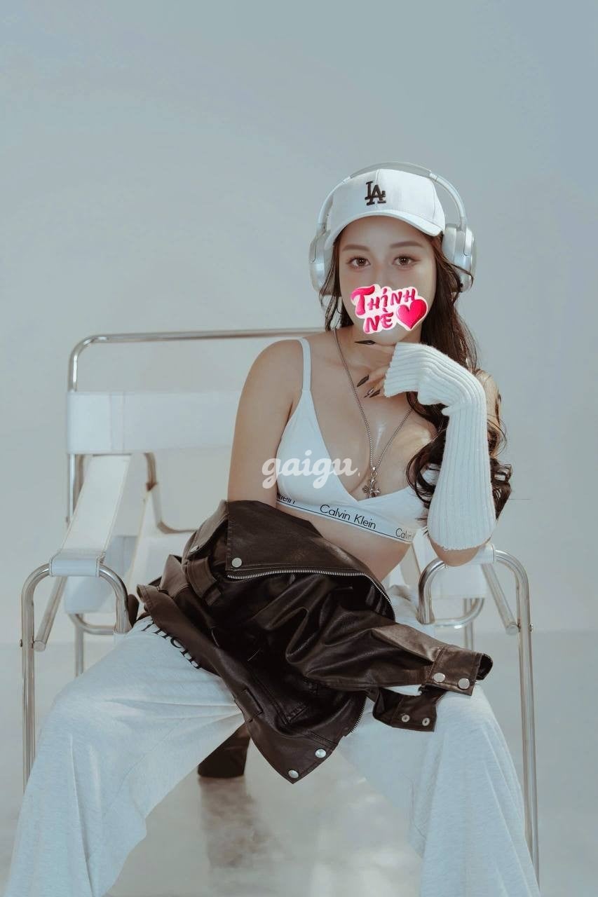 ❤️KHÁNH VY❤️ VẺ NGOÀI RẠNG RỠ, BODY RỰC CHÁY 第3张