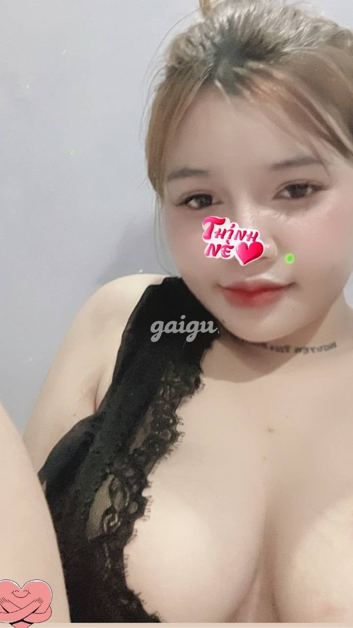 ♡KHÁNH ĐAN - NGOAN, CHUPPY, CHIỀU KHÁCH♡