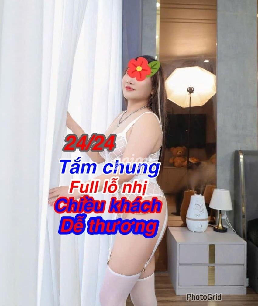 NEW DÂM NỮ THANH THẢO VÚ TO NGẬP MẶT,ĐƯỜNG LƯỠI PHÊ TÊ TÁI, LẦN ĐÀU ĐI LÀM - 西贡
