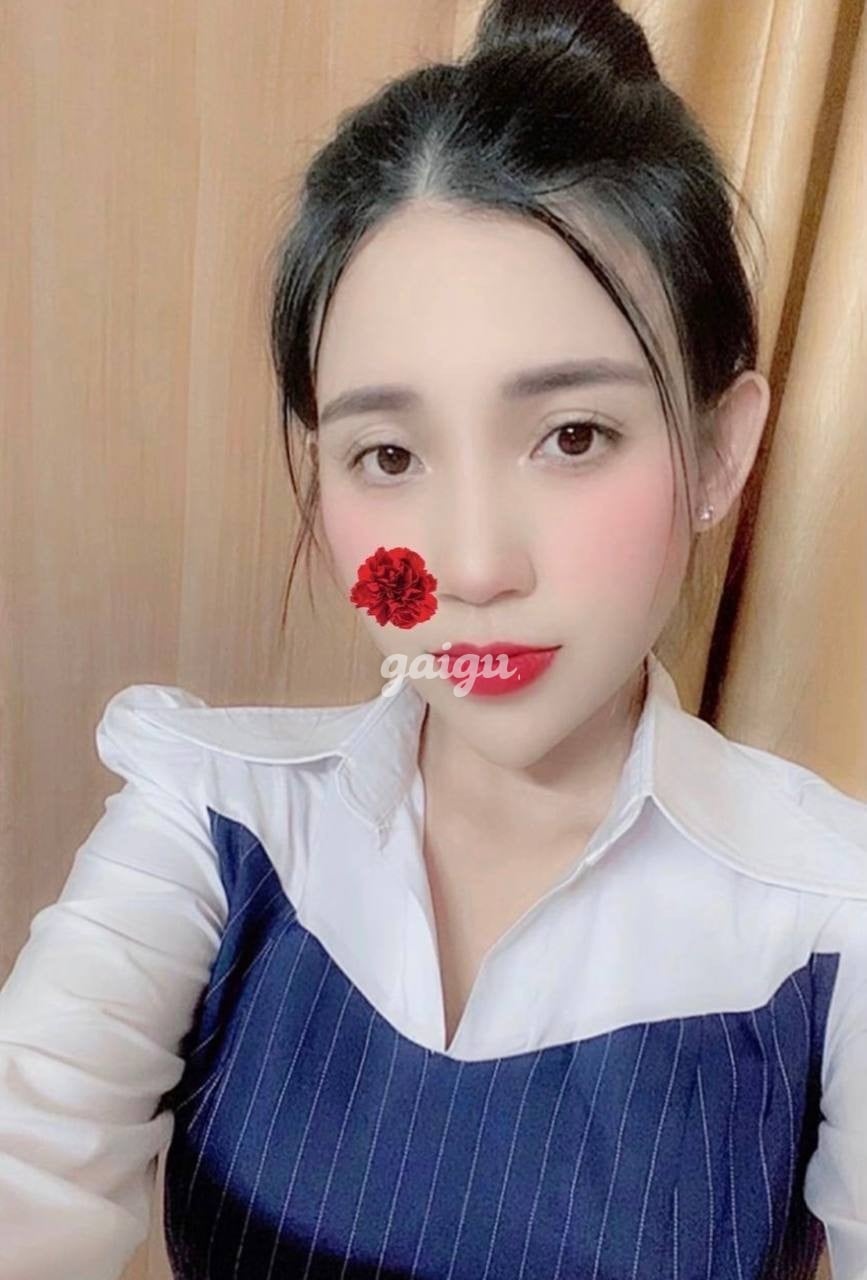 ✨KIM ANH GIRL VĂN PHÒNG XINH XẮN  VÚ TO MÔNG MẨY CỰC DÂM PHỤC VỤ NHIỆT TÌNH ĐẮM SAY