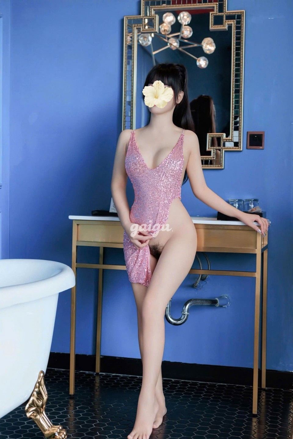 Minh Châu Mình Dây Cây Cảnh, Ngoan Ngoãn Chiều Khách 第4张