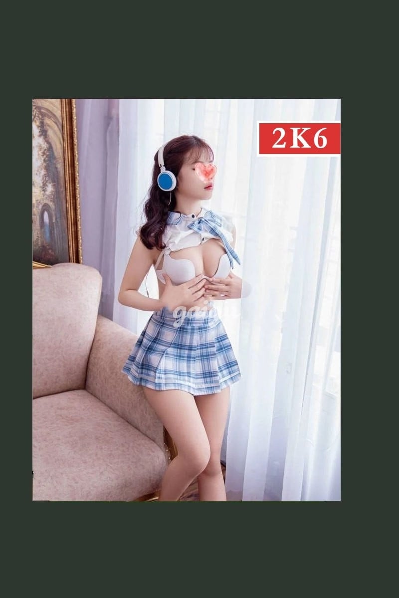 Bé Anna - SIÊU PHẨM 2K6 Bím Mới Nhú Hồng Hào Khít Rịt