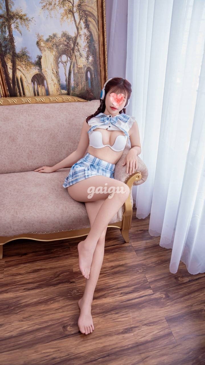 Bé Anna - SIÊU PHẨM 2K6 Bím Mới Nhú Hồng Hào Khít Rịt 第2张