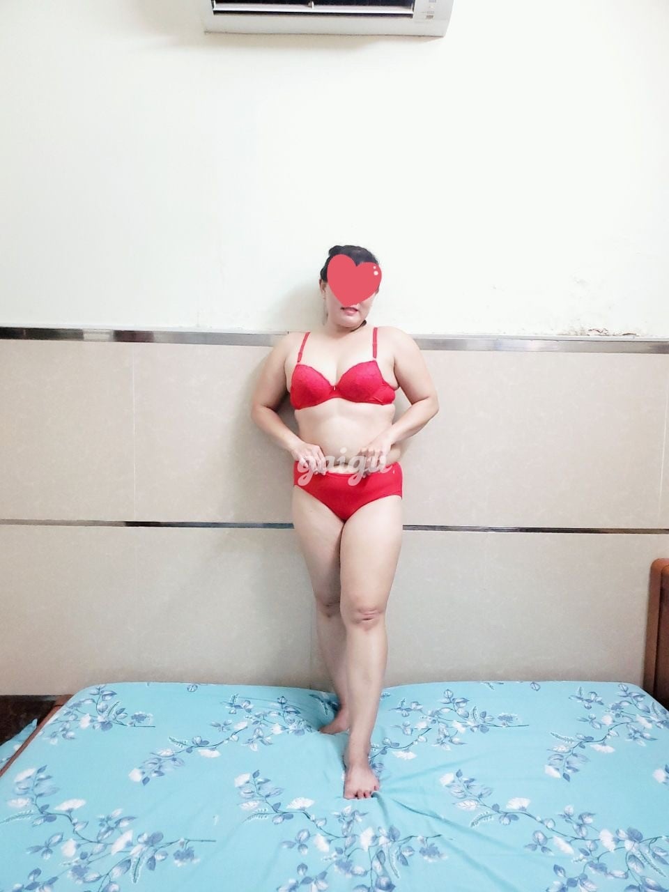GÁI QUÊ YẾN NHI,EM GÁI NGOAN HIỀN,CHIỀU KHÁCH BÚ LIẾM MIỆT MÀI 第5张