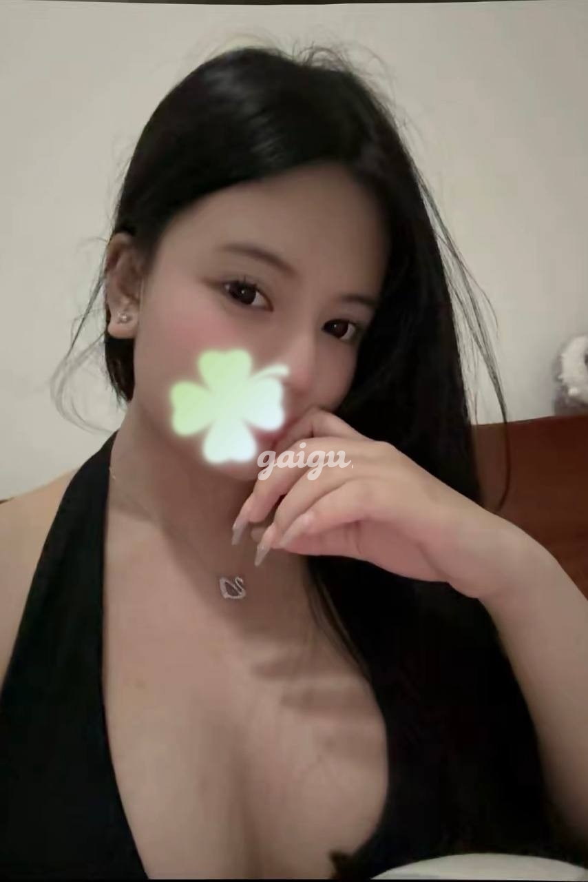 THANH THẢO  2K5 BABY XINH ĐEP QUYẾN RŨ