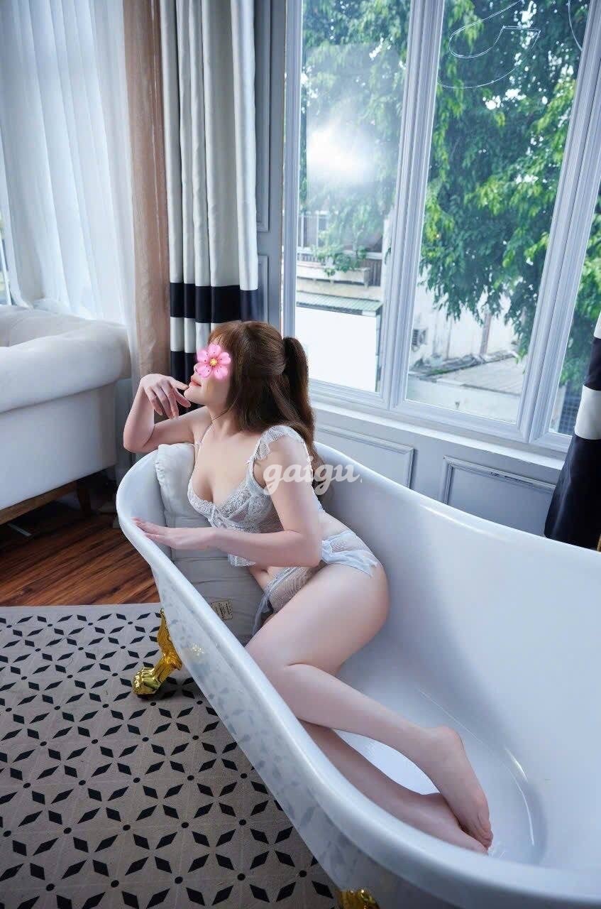 SOME❤️HỒNG NHUNG NGOAN VÀ  DÂM  CHÂN ÁI LÀ ĐÂY CHỨ ĐÂU 第6张