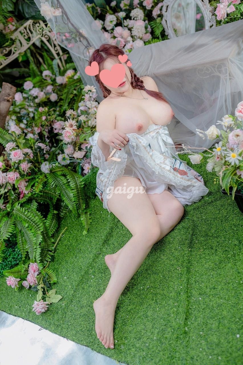 BƯỞI KHỦNG✅ BÉ TRÚC CHUPY  THÂN HÌNH GỢI CẢM NƯỚC NÔI TRÀN BỜ ĐÊ