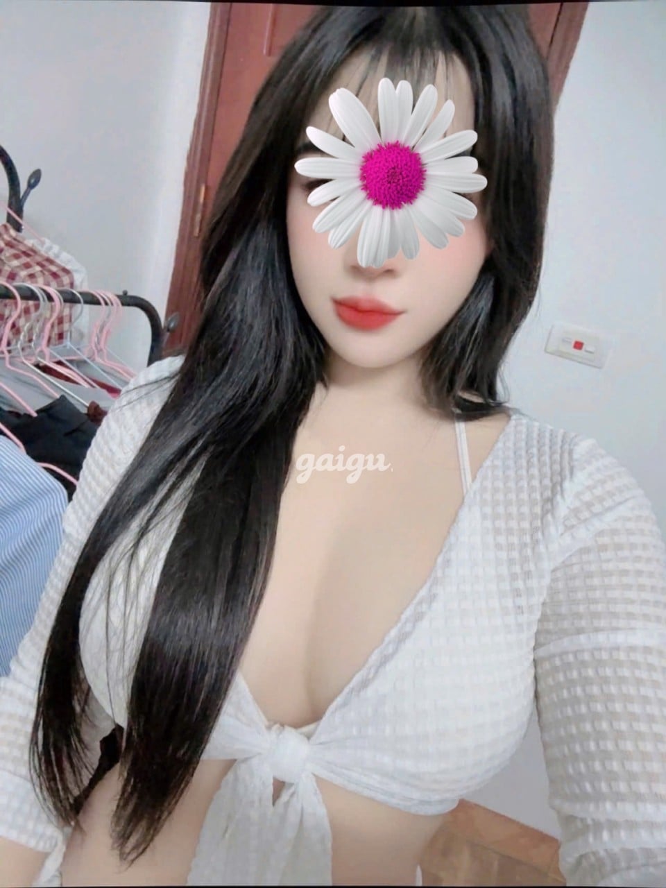 NEW BÉ VY - XINH NON VÚ TO BƯỚM MÚP. 第3张