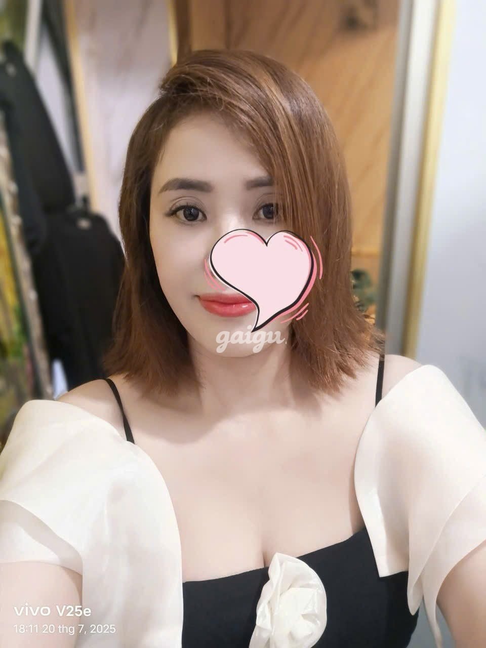 Lin Lin - Siêu Phẩm Lần Đầu Làm Web, Thư Ký Tóc Ngắn Dâm Đãng 第2张