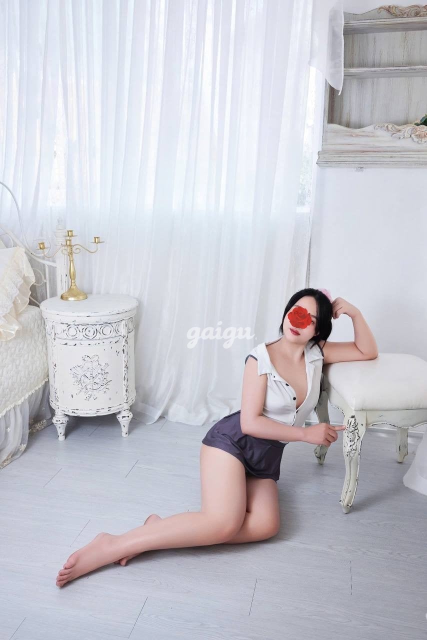 Bé Trinh Người Tình Thư Ký 第3张