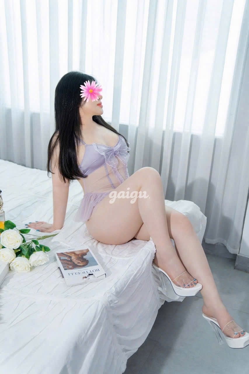 Trực Tết:Bảo Trâm, Xinh Duyên Tình Cảm - Dáng Đẹp Vú To - Dâng Trào Cảm Xúc 第6张