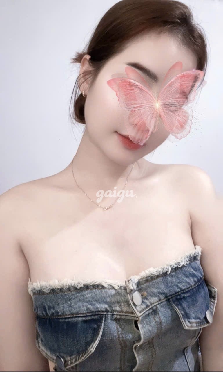 MỸ HUYỀN 2K2 DA TRẮNG MẶT XINH - HÀNG TÌNH CẢM CHIỀU KHÁCH VÔ ĐỐI