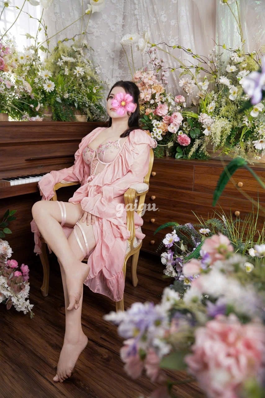 QUỲNH ANH - BJ NÓNG LẠNH+WC - SEVIT ĐÊ MÊ HOANG DẠI 第3张