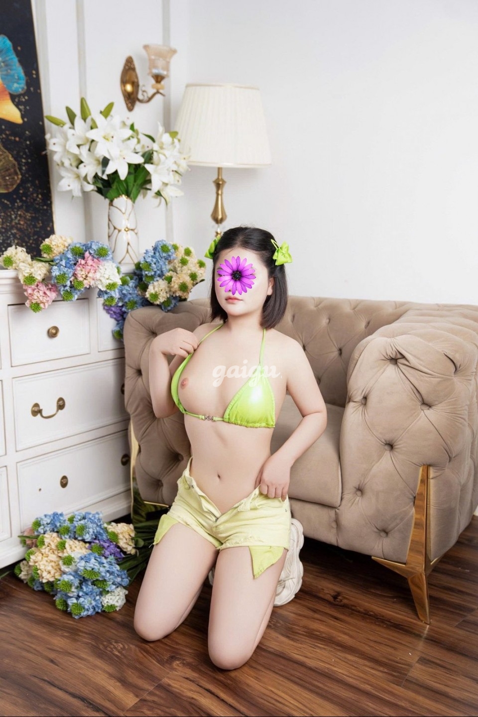 Anh Thư - Xinh Dâm - Quả Bom Sẽ Thực Thụ