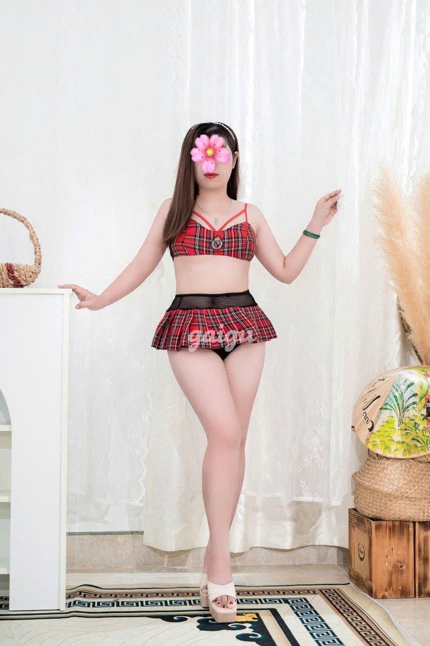 Quỳnh Anh Baby ✅ Face Xinh Body Chuẩn Server Chuyên Nghiệp 第2张