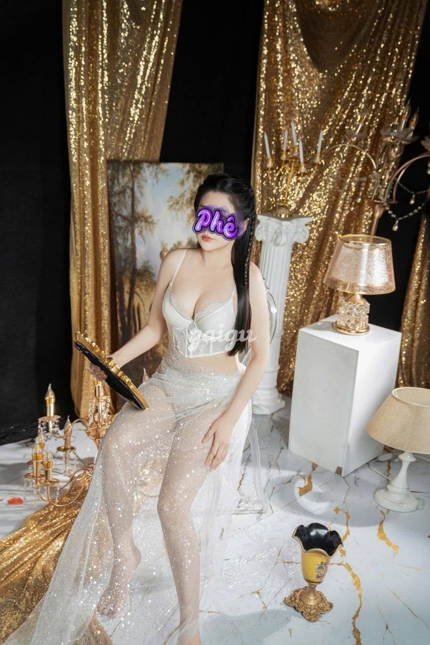 LINĐA XINH XẮN VÚ TO SEXY BÚ CU DÂM ĐÃNG ĐÁ BI CUỒNG NHIỆT CHIỀU KHÁCH 第5张