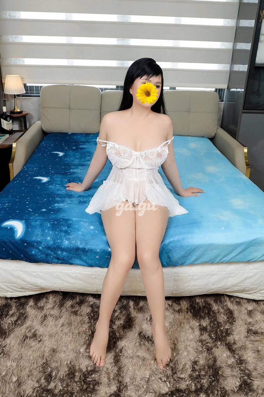 KIM NGÂN, DÂM NỮ MẶT DUYÊN, KỸ THUẬT BÚ LIẾM LÀM TÌNH SIÊU ĐỈNH 第8张