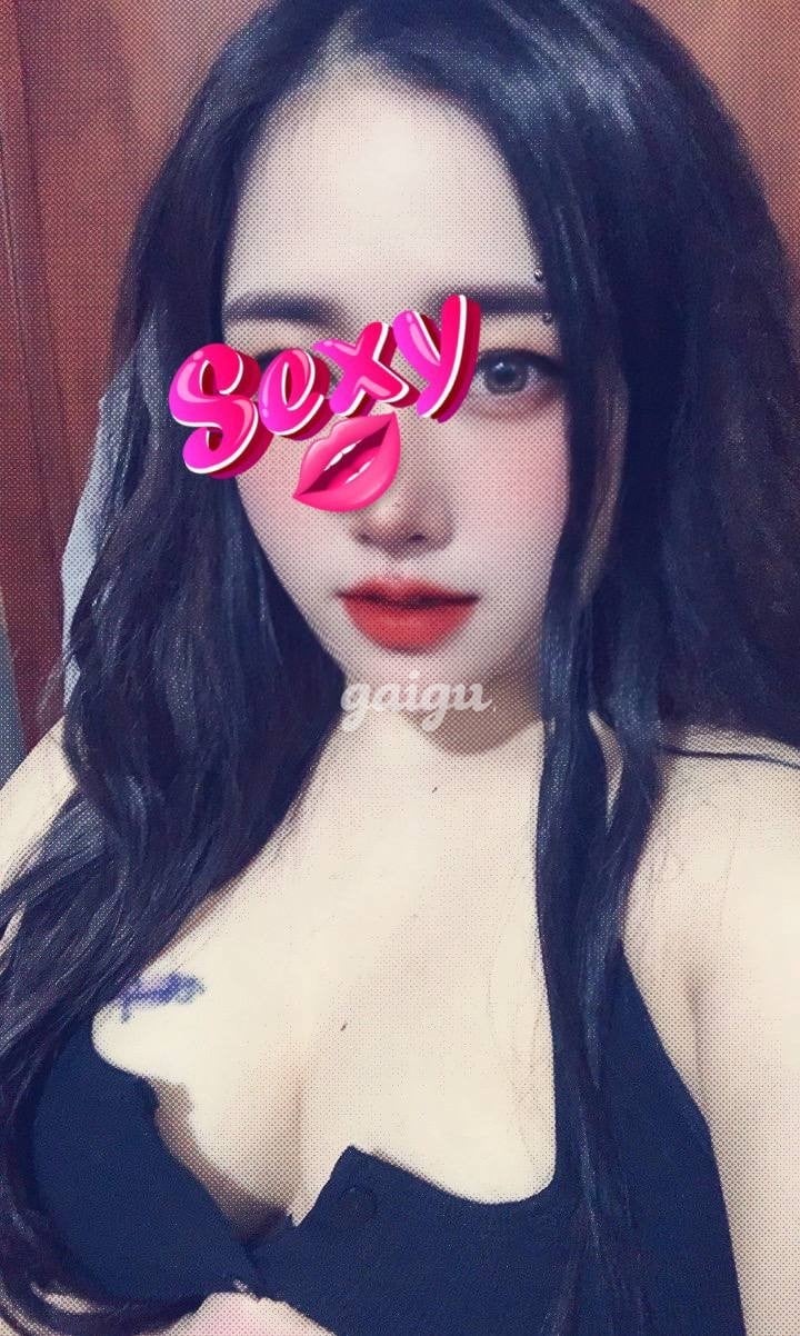 MAI VY XINH TUYỆT PHẨM VÚ TO ĐÁ BỊ BÚ NÚT CU SEXY DÂM ĐÃNG 第3张