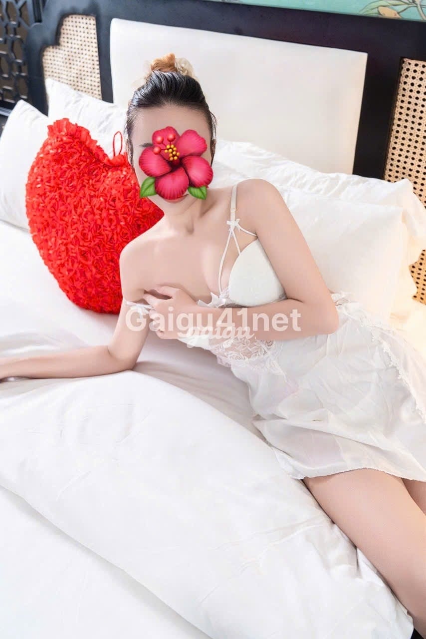 TIỂU MẪN Gái Xinh Body Dâm Nhiều Nước 第2张