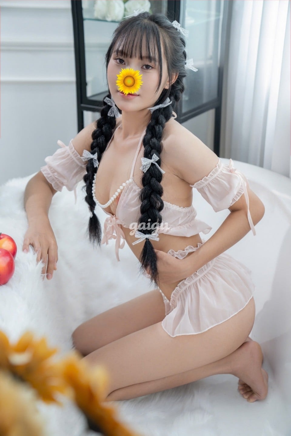 VY VY MÌNH DÂY NGÂY THƠ XINH XẮN 第4张