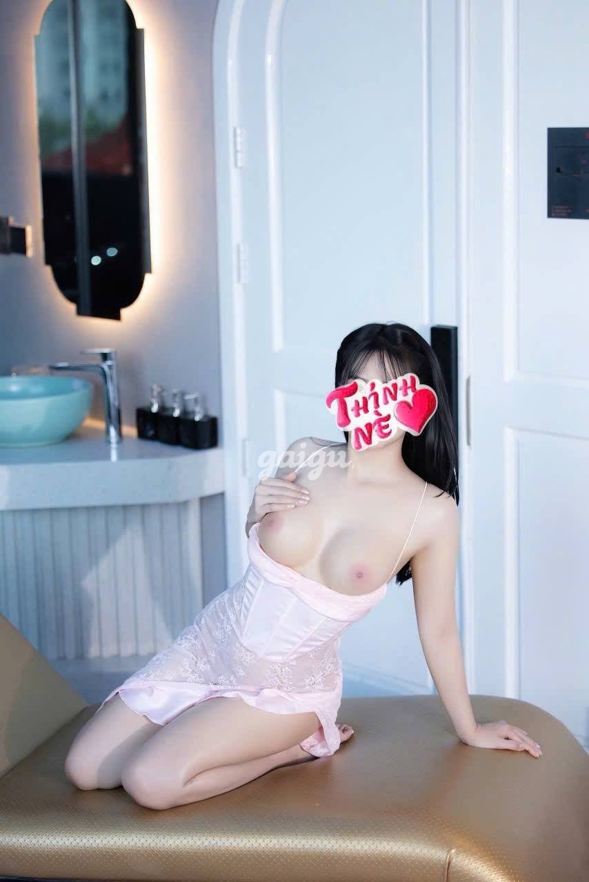 HOT SAN SAN BODY ĐẸP, VÚ NGON, YÊU CHIỀU KHÁCH 第3张