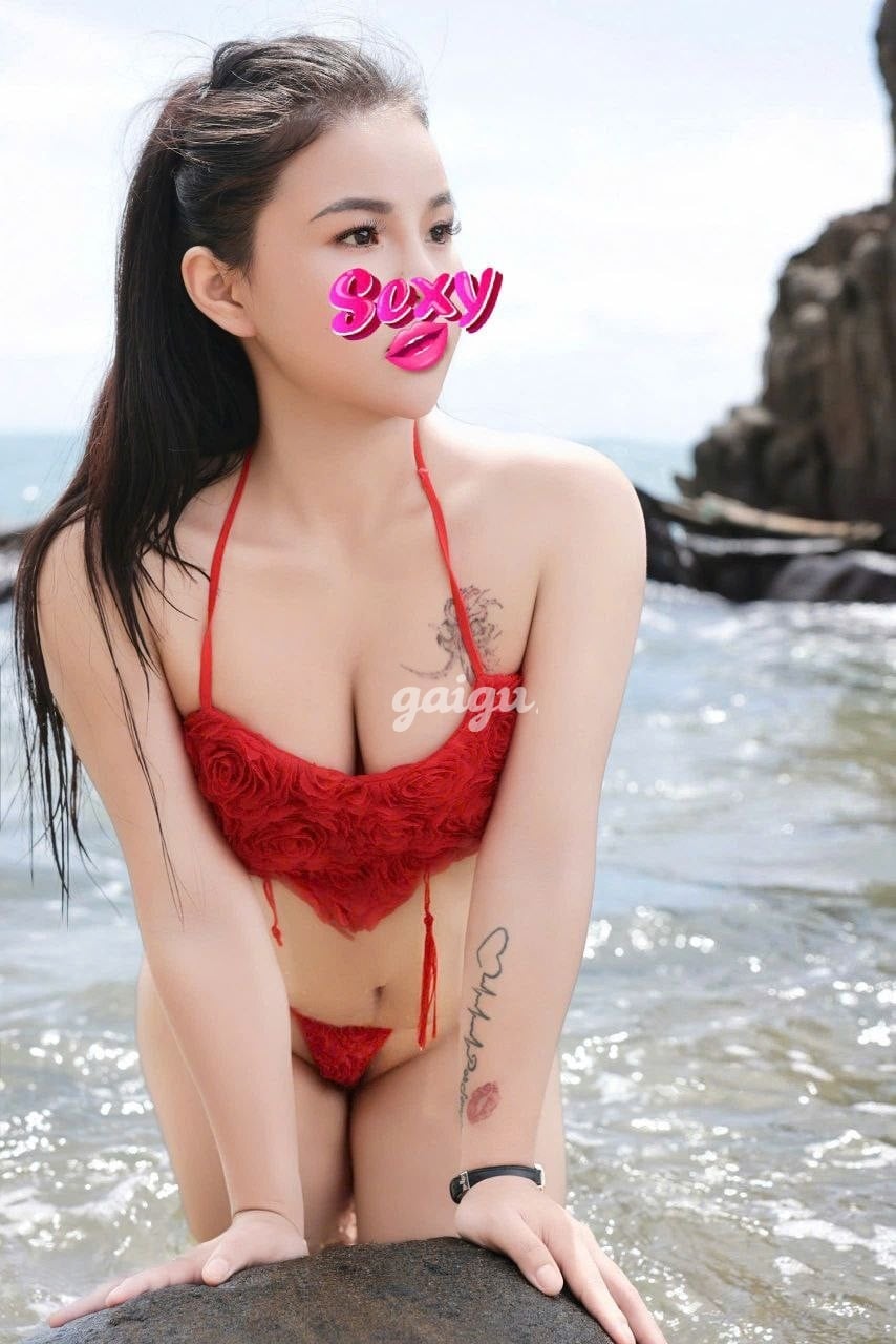 [ BAO PHÒNG ] Vân Trang 2k4 VUI VẺ - NHIỆT TÌNH 第5张