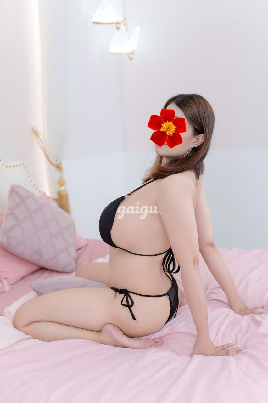 HƯƠNG BƯỞI - ĐẲNG CẤP VÚ TO LÀ ĐÂY - SỠ HỮU ĐÔI LOA KHỦNG NHẤT VIỆT NAM - LÀM TÌNH SIÊU SƯỚNG 第7张