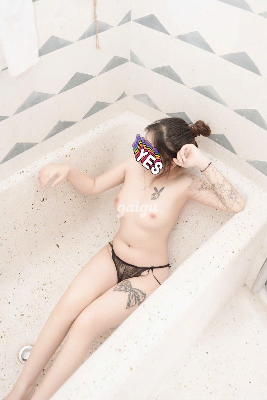 Hani 2006 - Em Gái Mới Lớn Non Tơ Dâm Đãng ! 第5张