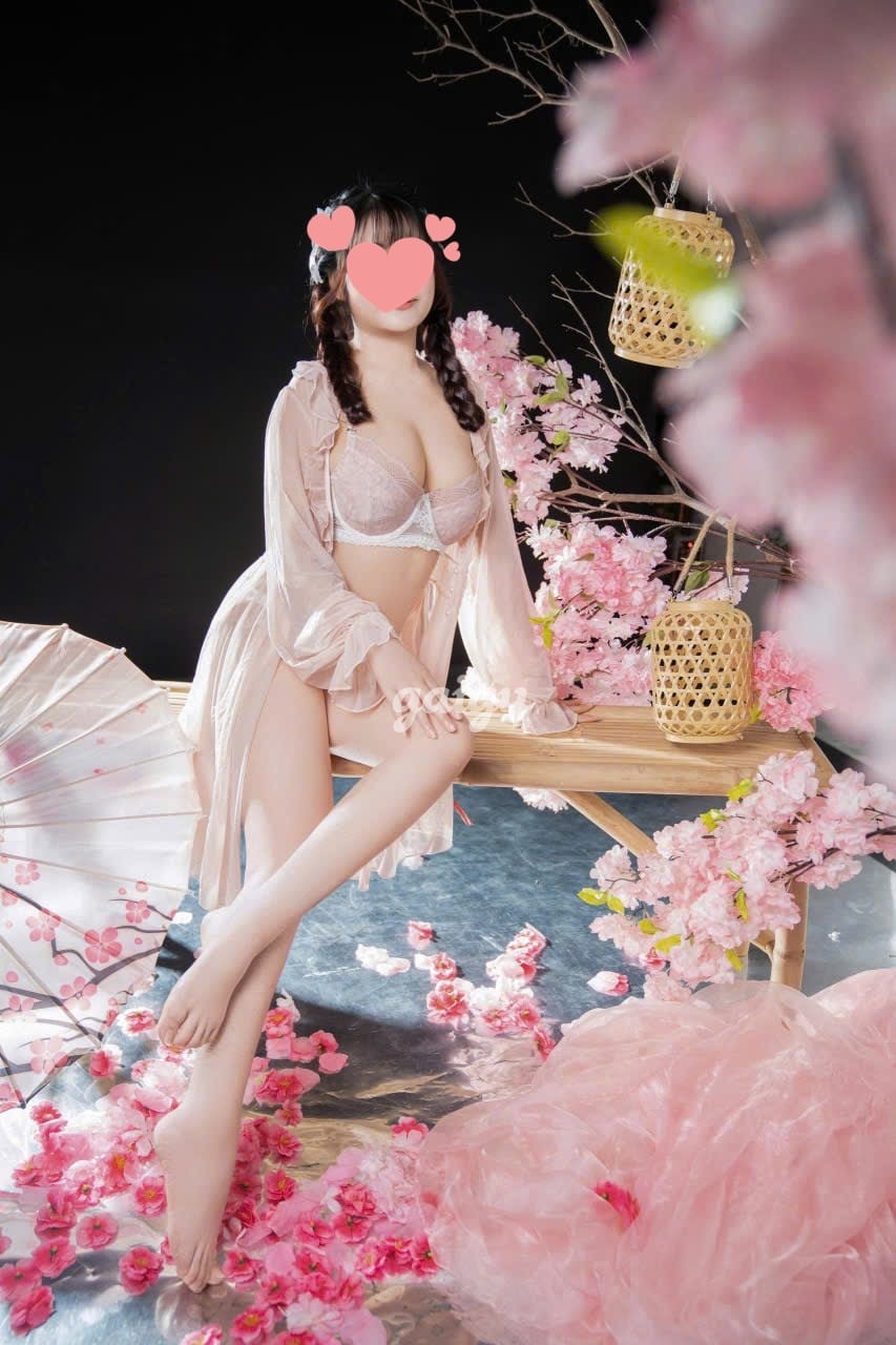 Anh Thư Dâm Đãng Đáng Yêu - Vú To Mông Mẩy Căng Tràn - Làm Tình Đỉnh Cao 第2张