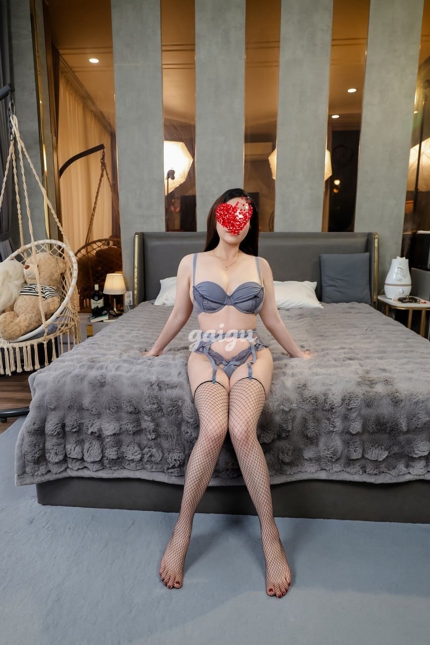 My My- Em Hàng Ngọt Nước, Vú To Tròn, Dể Thương!!! 第2张