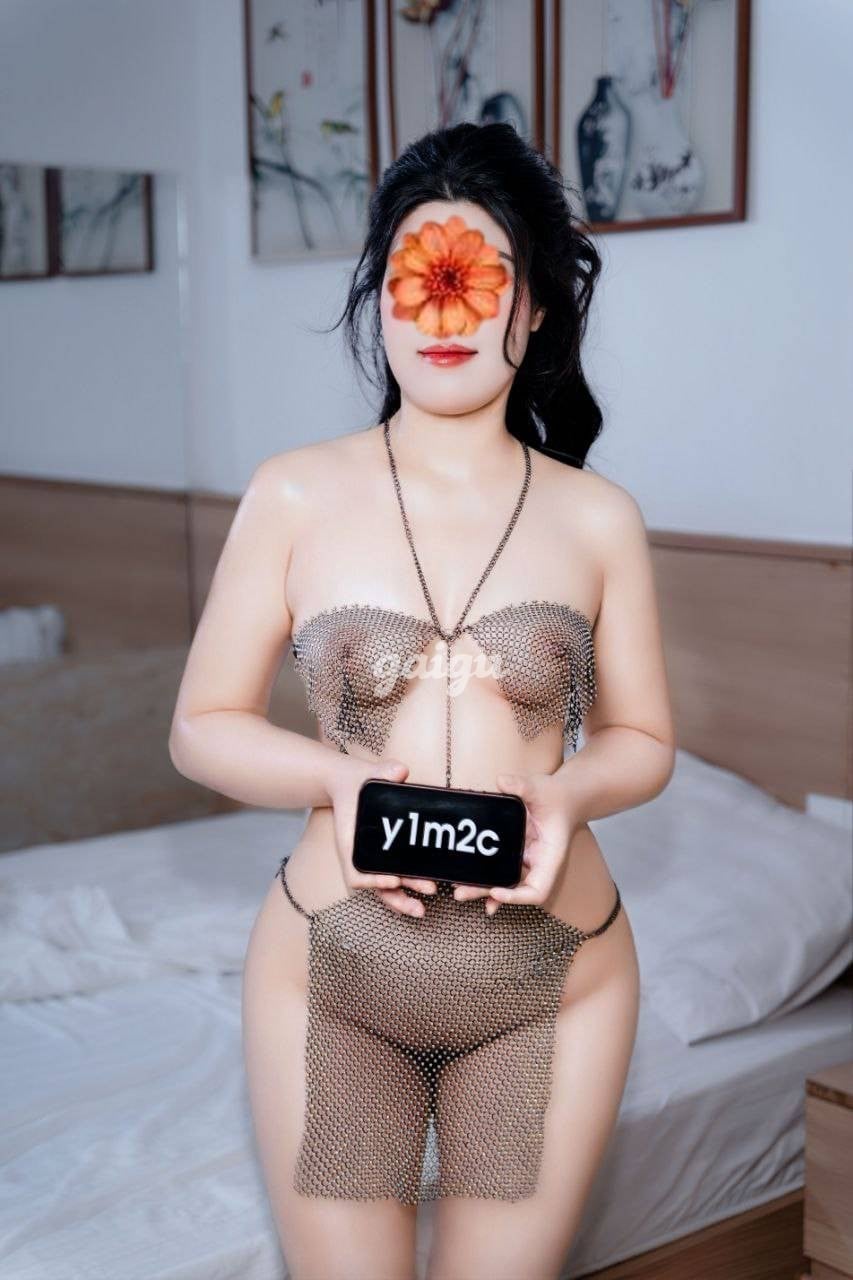 Như Mai - Lần Đầu Làm Web, Body Bóng Nhẫy Chuẩn Dâm Cô Nương 第3张