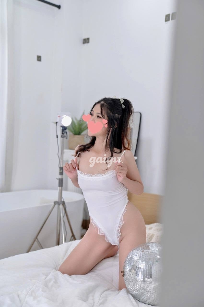 Some❤️matsage 2026  QUỲNH NHI BABE GÁI XINH  CỰC KỲ NGON BODY  CỰC ĐÃ 第8张